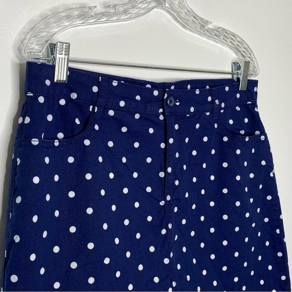 St. John's Bay Navy Blue Polka Dot Skort - Picture 3 of 11